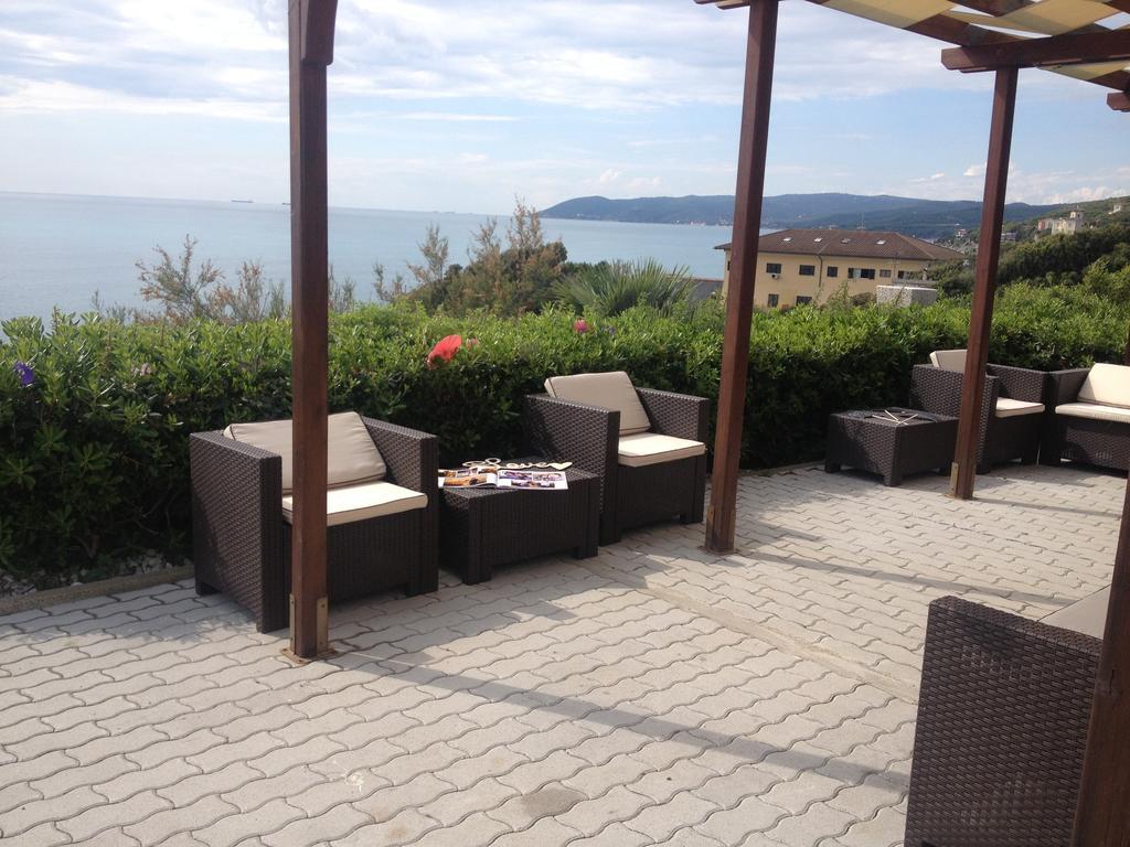 Villa Parisi Grand Hotel Castiglioncello Exterior photo