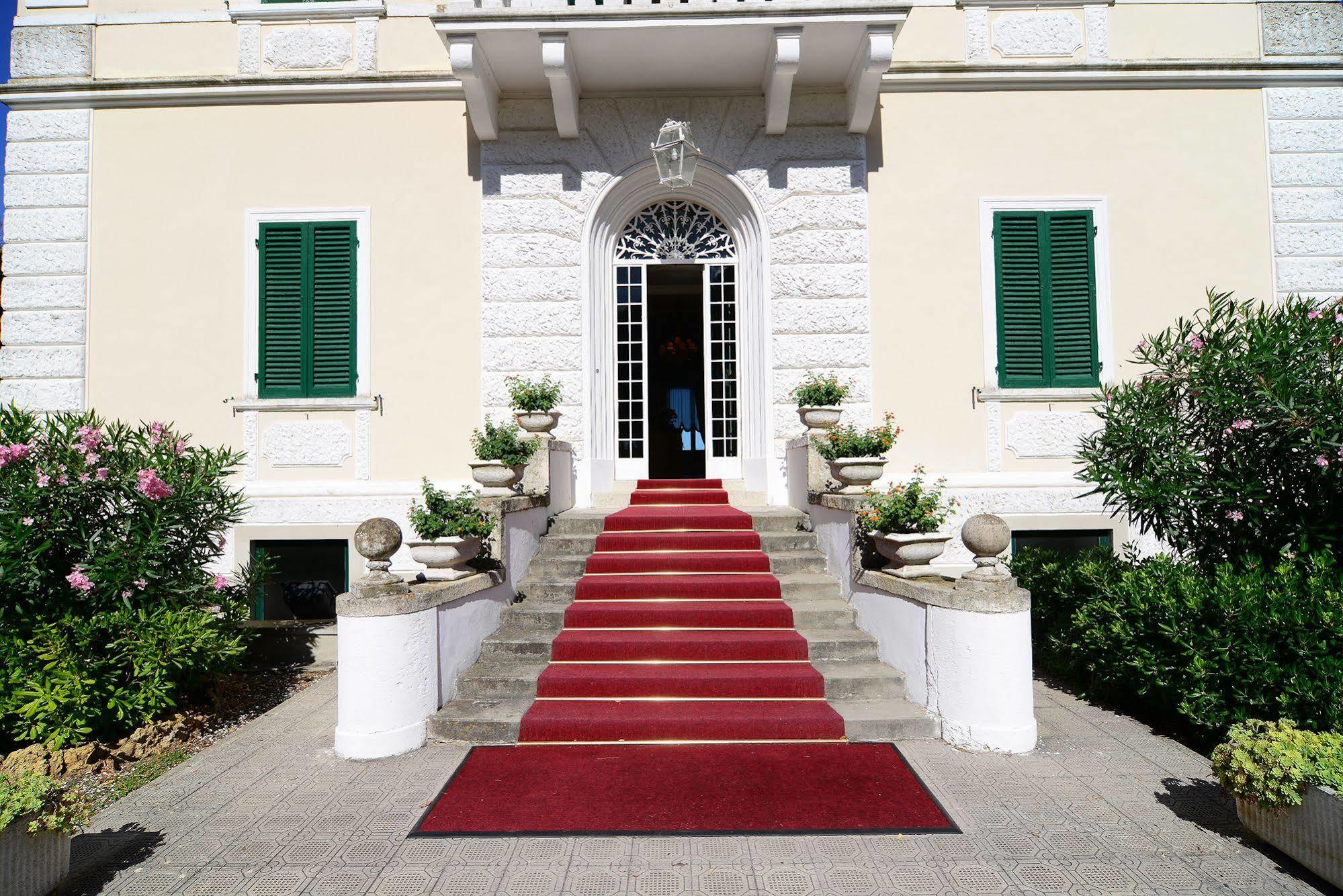 Villa Parisi Grand Hotel Castiglioncello Exterior photo